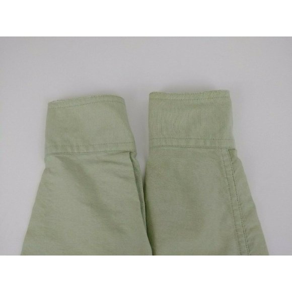 BKE 67 Mens Button Up Long Sleeve Solid Light Green Dress Shirt Size Medium - Picture 3 of 6